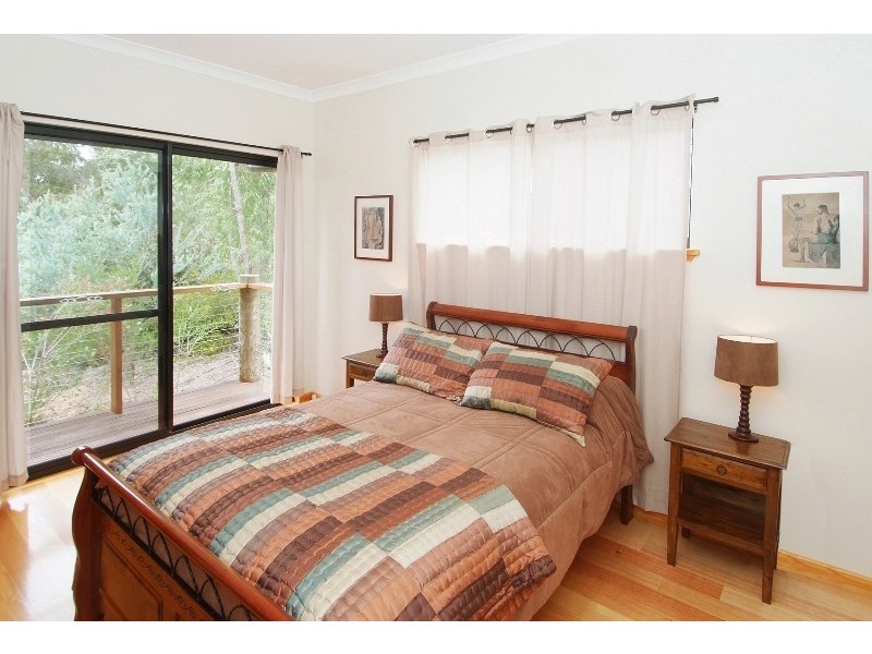 18 Flora Grove, Molloy Island WA 6290