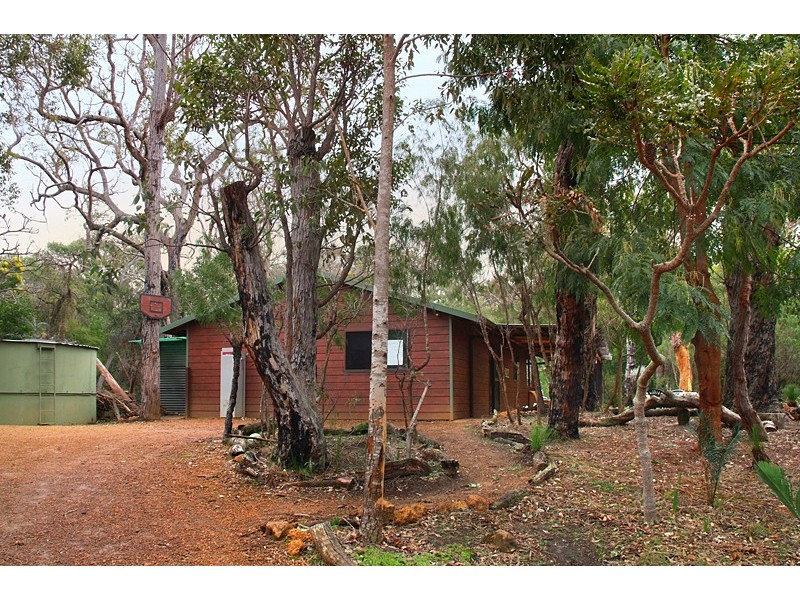 16 Warrior Way, Molloy Island WA 6290