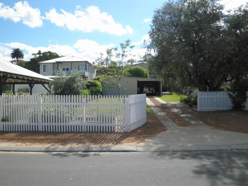 23 Tuart Street, Bunbury WA 6230