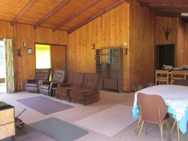 33 Webb Place, East Augusta WA 6290