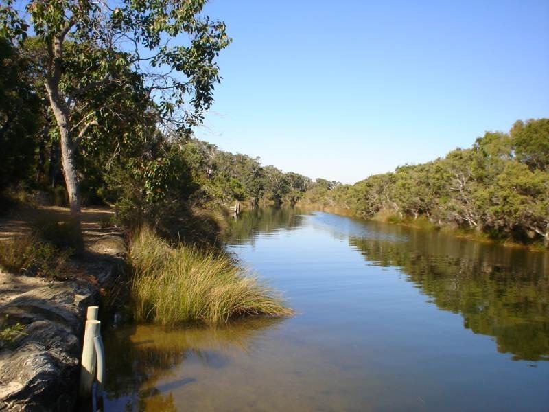138 Canal Close, Molloy Island WA 6290