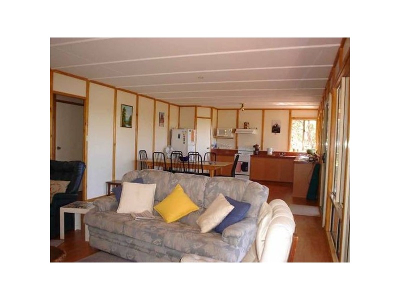 2 William Place, Augusta WA 6290