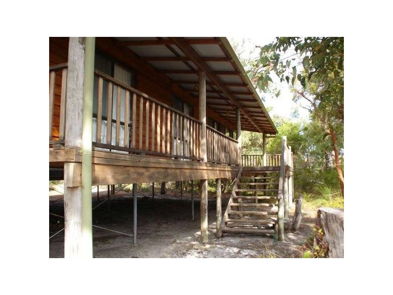 155 Clements Crescent, Molloy Island WA 6290