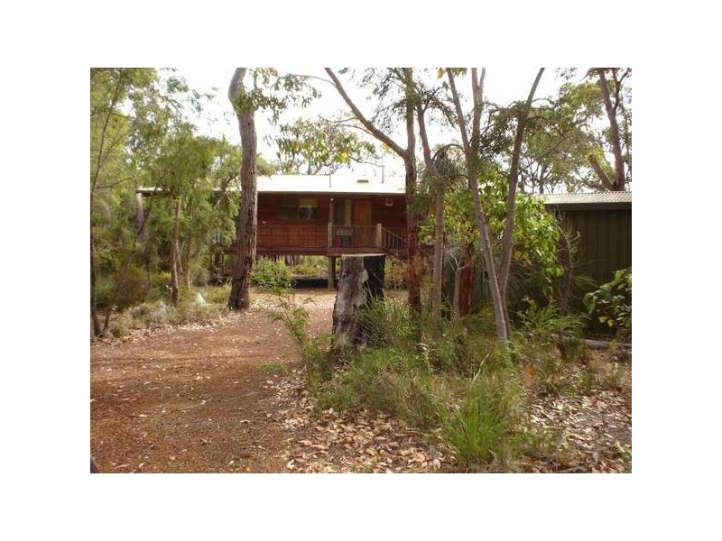 155 Clements Crescent, Molloy Island WA 6290