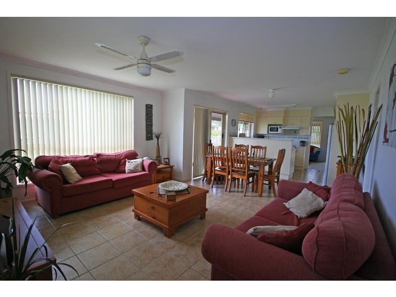 7 Amber Close, Townsend NSW 2463