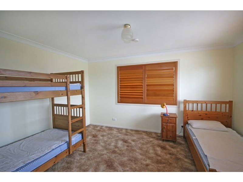 2 Poinsettia Crescent, Brooms Head NSW 2463