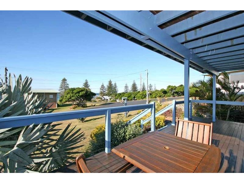 126 Ocean Road, Brooms Head NSW 2463