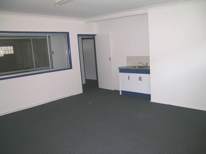 Upstairs/247 River Street, Maclean NSW 2463