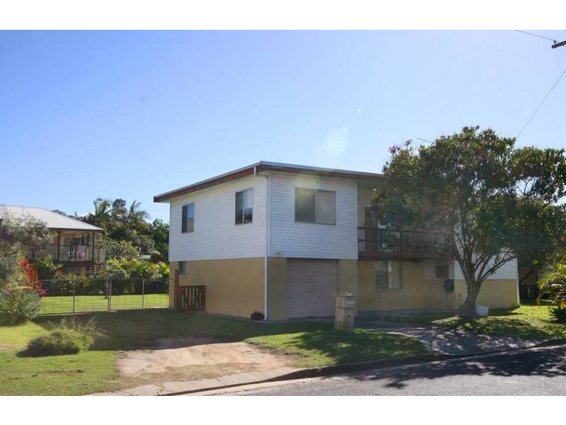 1 McLachlan Street, Maclean NSW 2463