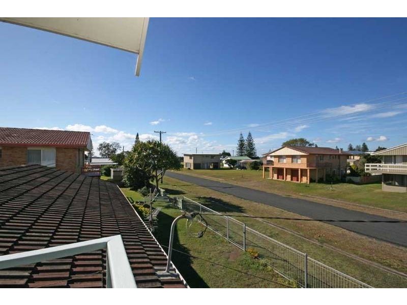 Brooms Head NSW 2463