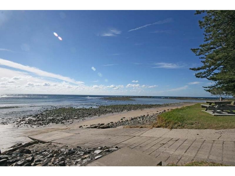 Brooms Head NSW 2463