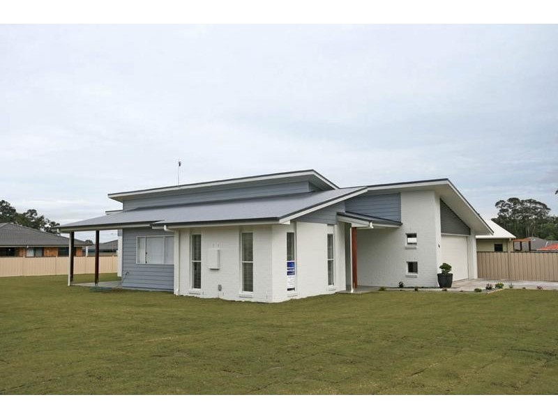 38 Scullin Street, Townsend NSW 2463