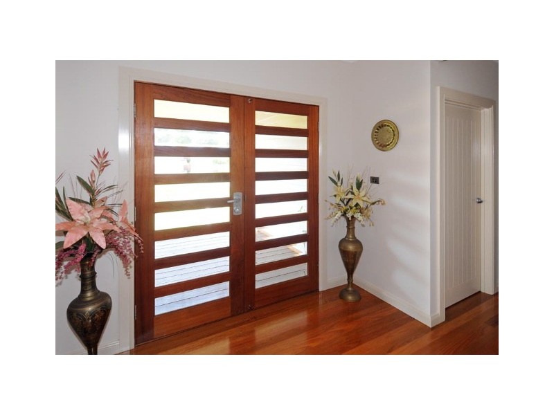 9 Whispering Pine Place, Gulmarrad NSW 2463