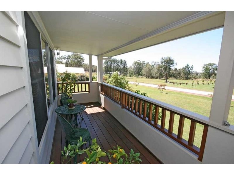 9 Whispering Pine Place, Gulmarrad NSW 2463