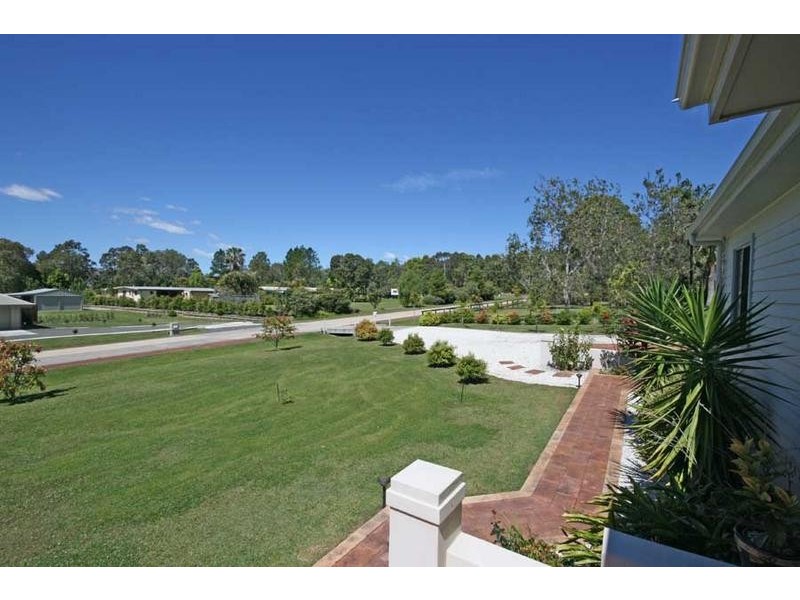 9 Whispering Pine Place, Gulmarrad NSW 2463