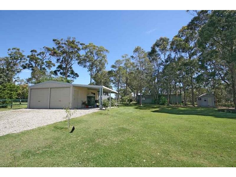 9 Whispering Pine Place, Gulmarrad NSW 2463