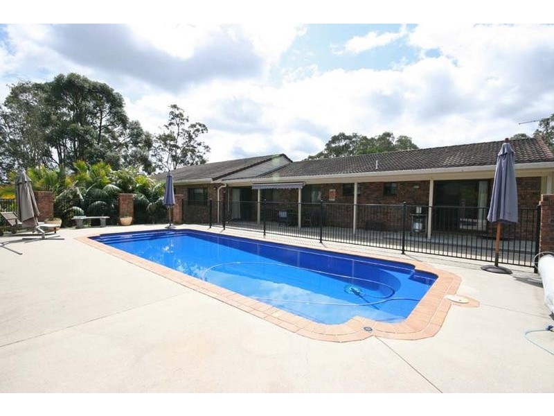 6 Major Mitchell Drive, Gulmarrad NSW 2463