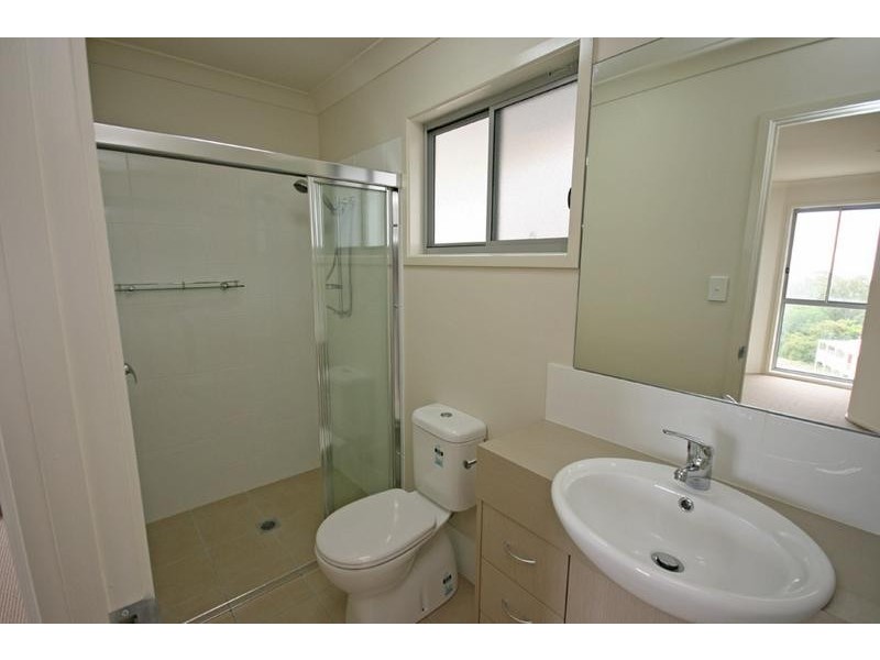 2/10 A The Glen, Maclean NSW 2463