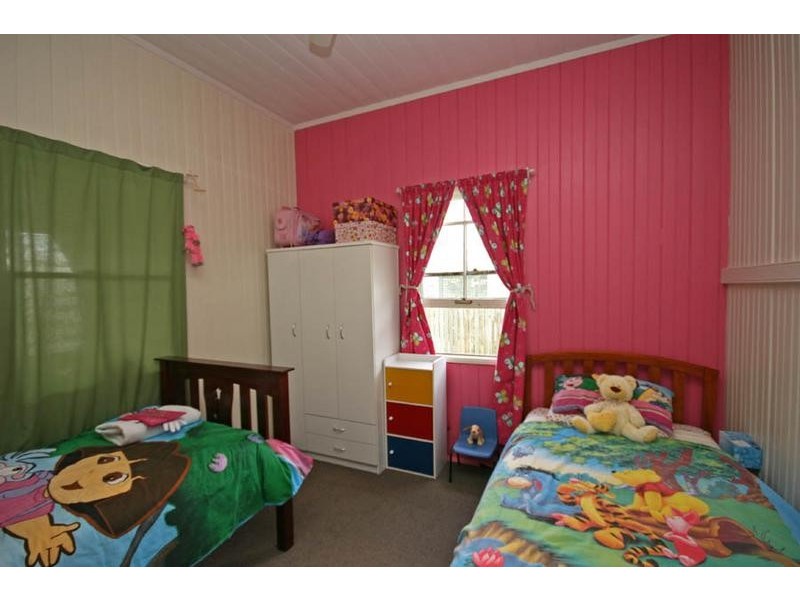 17 McLachlan Street, Maclean NSW 2463