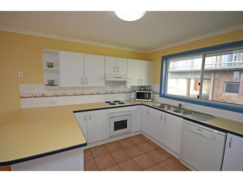 2/7 Convent Lane, Yamba NSW 2464