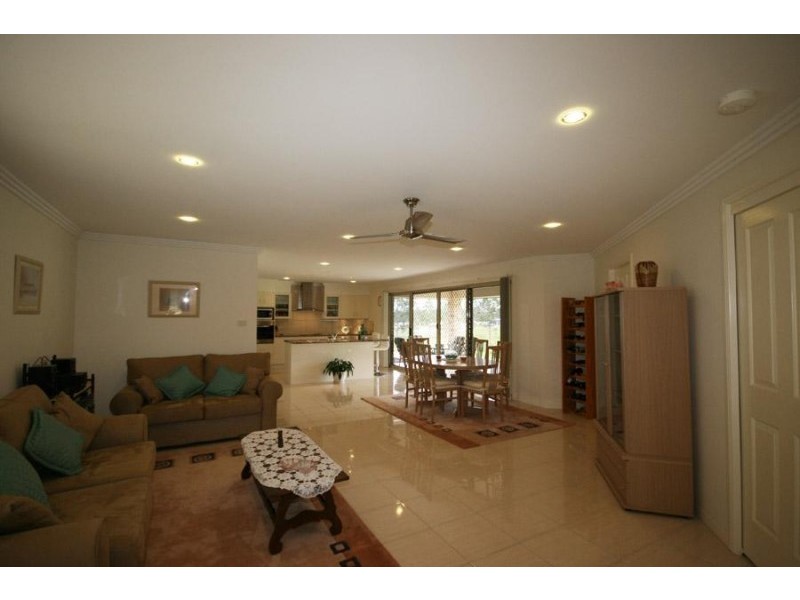 35 Silky Oak Close, Lawrence NSW 2460