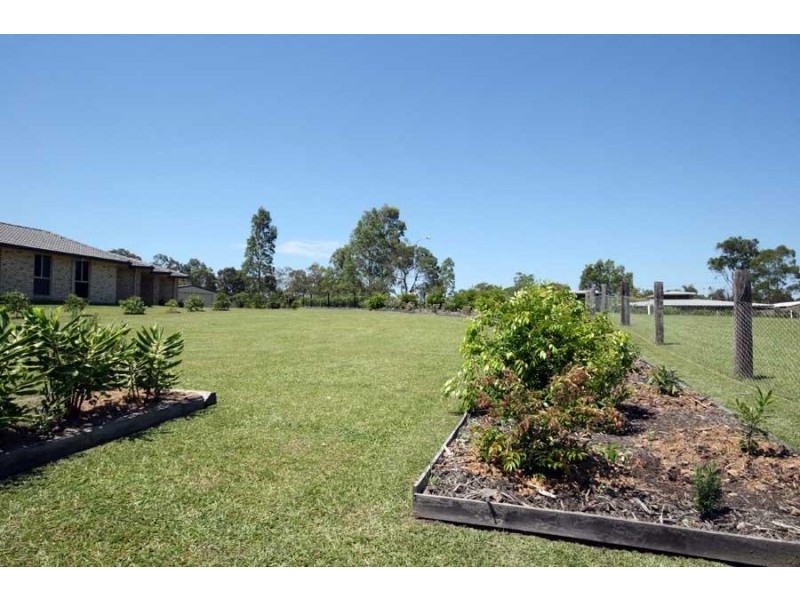 35 Silky Oak Close, Lawrence NSW 2460