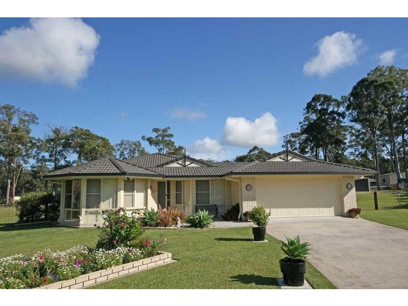 2 Anzac Place, Gulmarrad NSW 2463