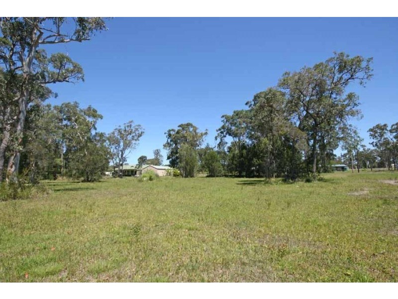 12 Brolga Drive, Gulmarrad NSW 2463