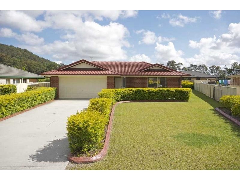 9 Kelly Crescent, Townsend NSW 2463