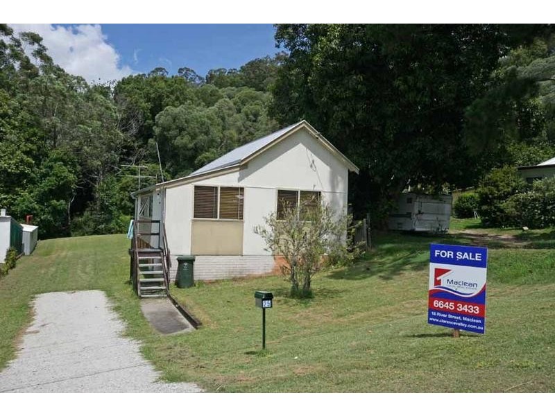 25 Roderick Street, Maclean NSW 2463
