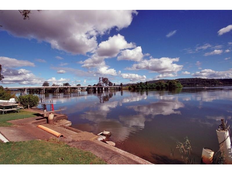 4 Cameron Street, Maclean NSW 2463