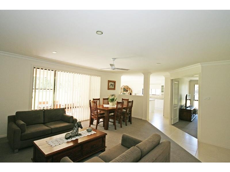 10 Federation Place, Gulmarrad NSW 2463