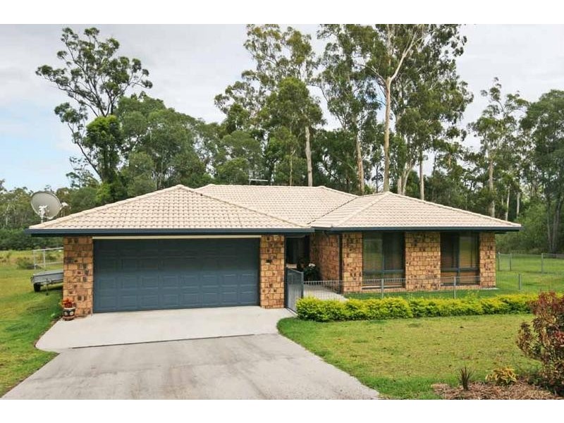 25 Ridgewood Drive, Woombah NSW 2469
