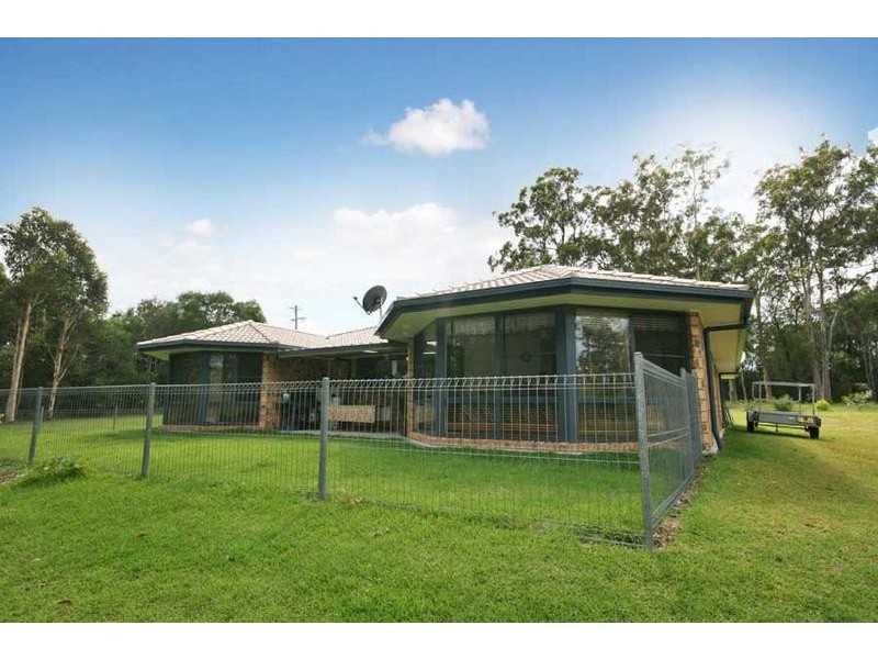 25 Ridgewood Drive, Woombah NSW 2469