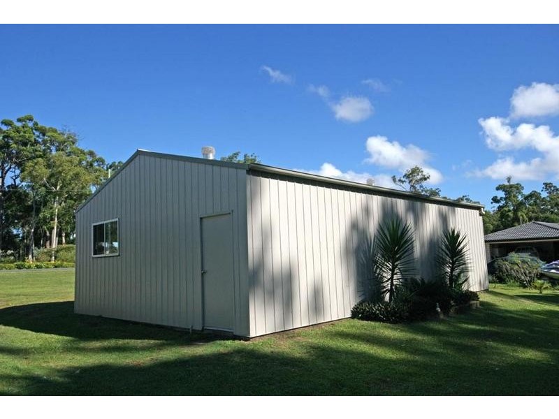 40 Ridgewood Drive, Woombah NSW 2469