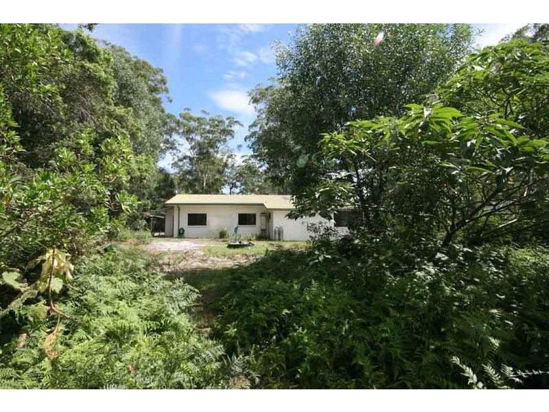 1027 Brooms Head Road, Taloumbi NSW 2463