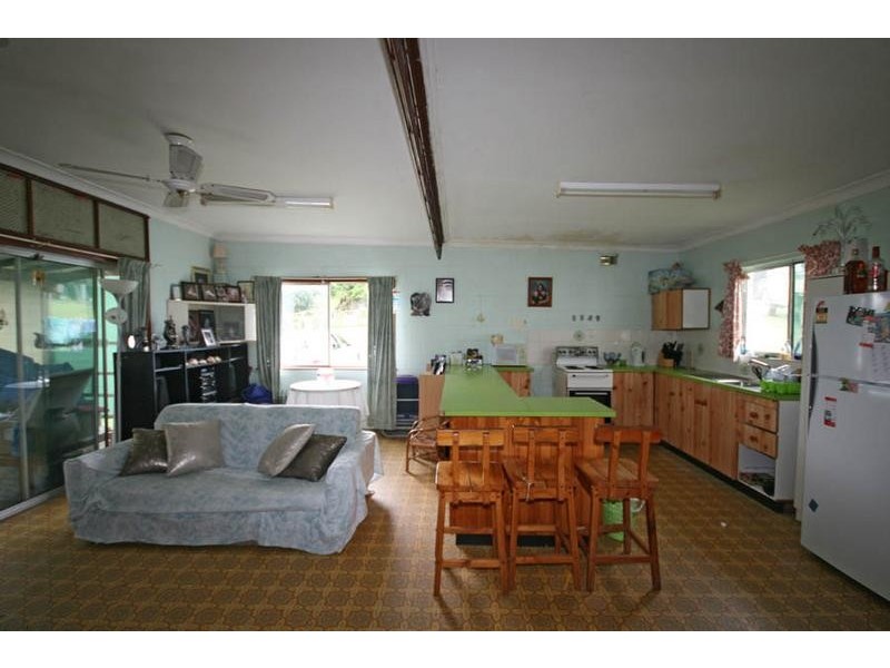 17 Pointsettia Crescent, Brooms Head NSW 2463