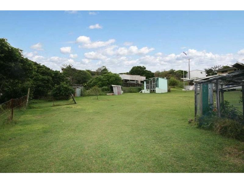 17 Pointsettia Crescent, Brooms Head NSW 2463