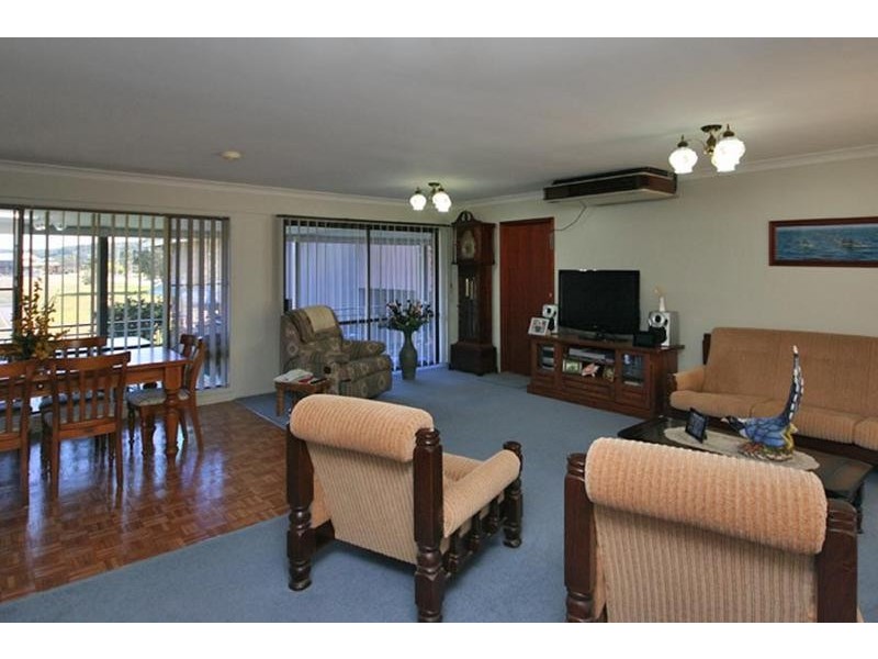 9 Iona Close, Maclean NSW 2463