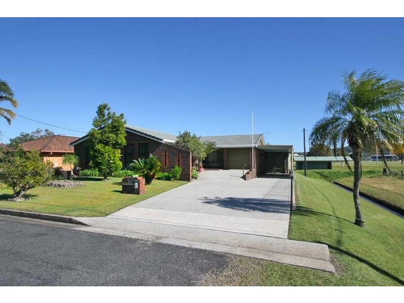 9 Iona Close, Maclean NSW 2463