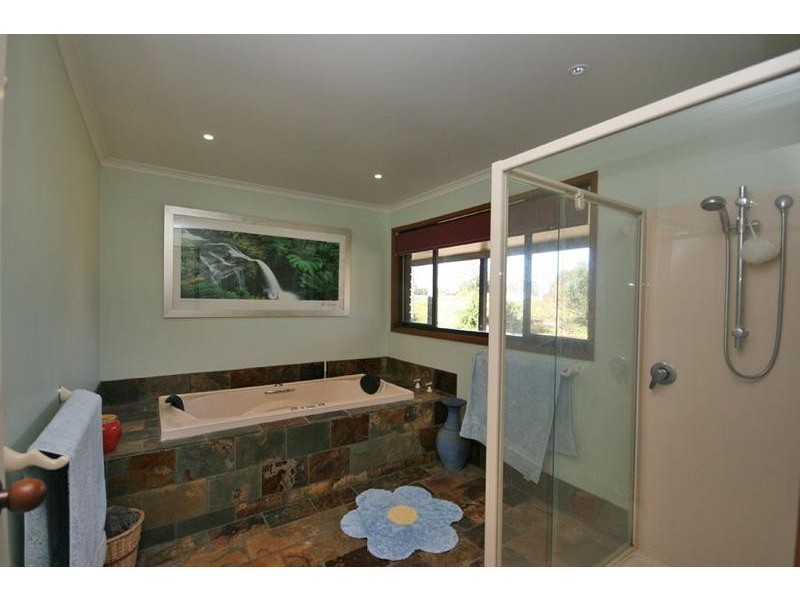 3669 Pacific Highway, Maclean NSW 2463