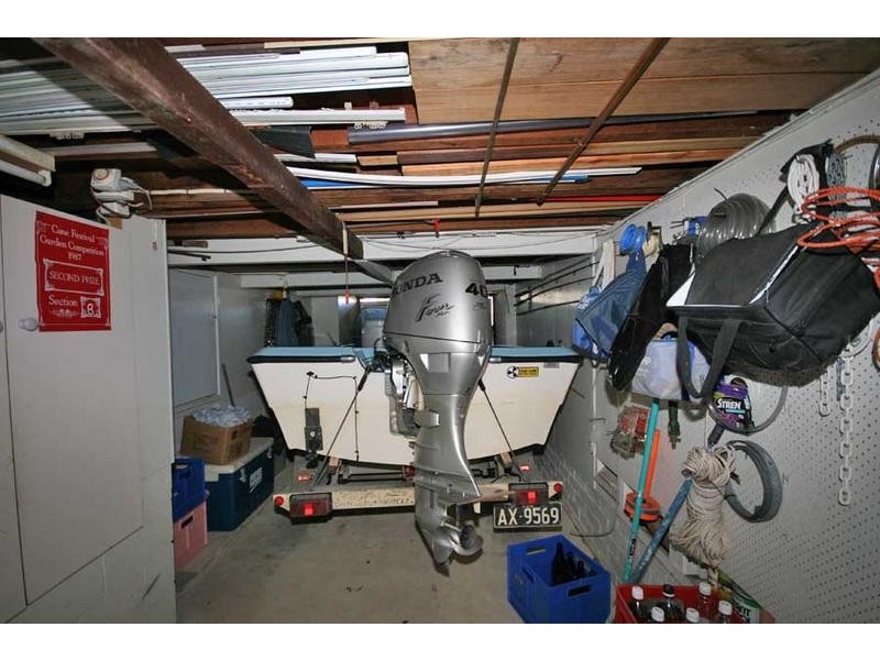 41 Taloumbi Street, Maclean NSW 2463