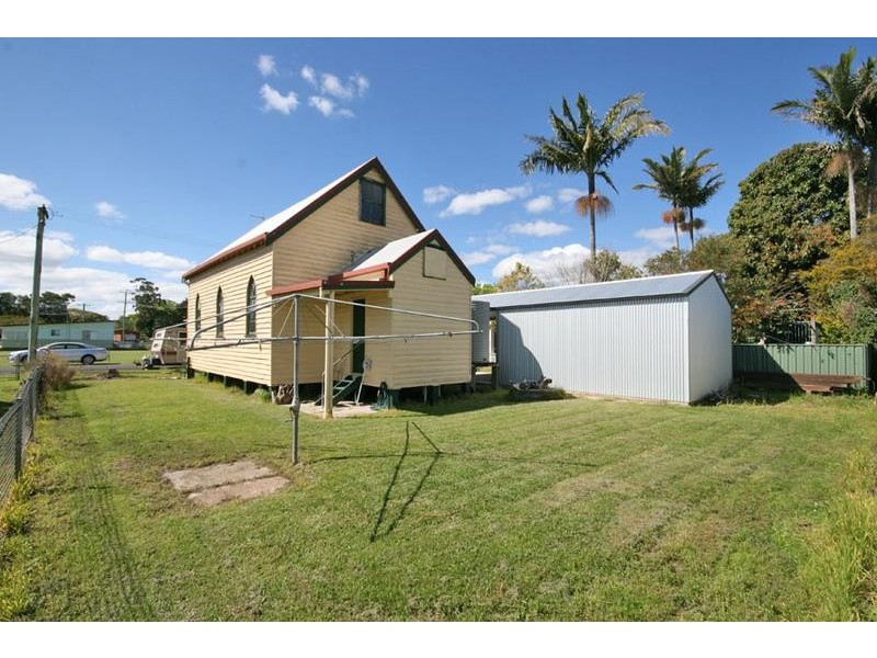 8 Church Street, Harwood NSW 2465