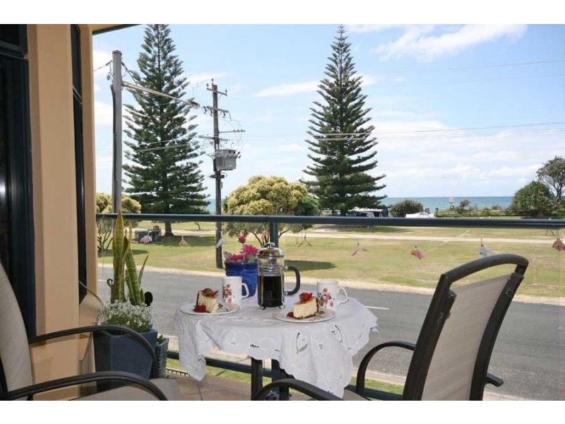 68 Ocean Street, Brooms Head NSW 2463
