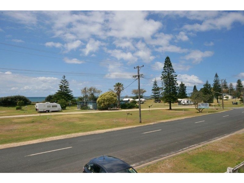 68 Ocean Street, Brooms Head NSW 2463
