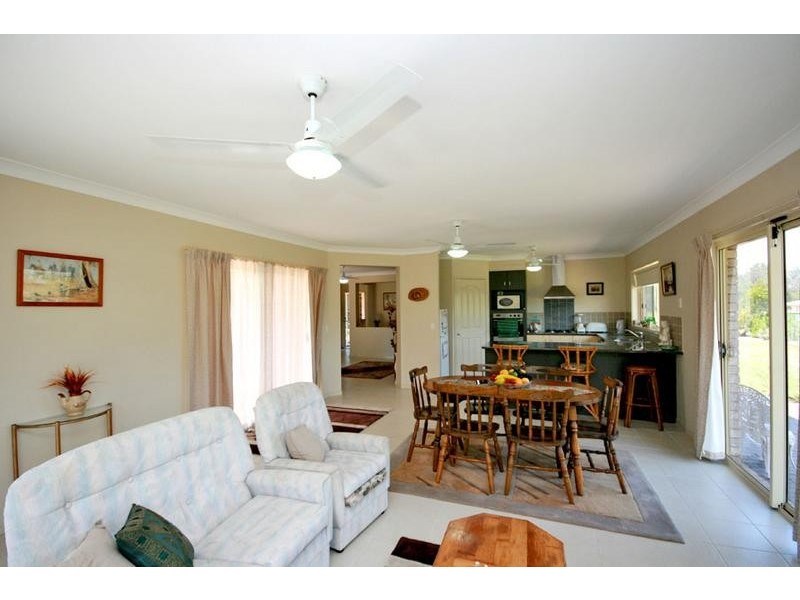 12 Parklands Drive, Gulmarrad NSW 2463