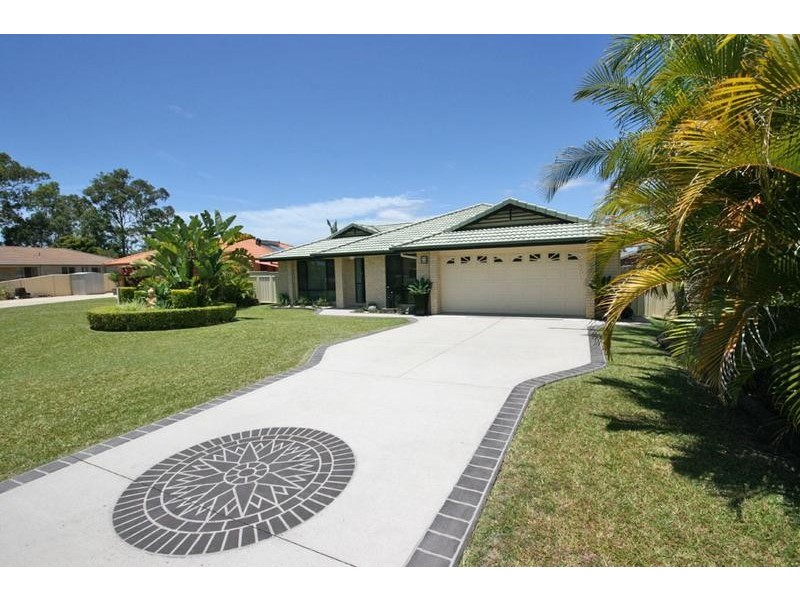 8 Kelly Crescent, Townsend NSW 2463