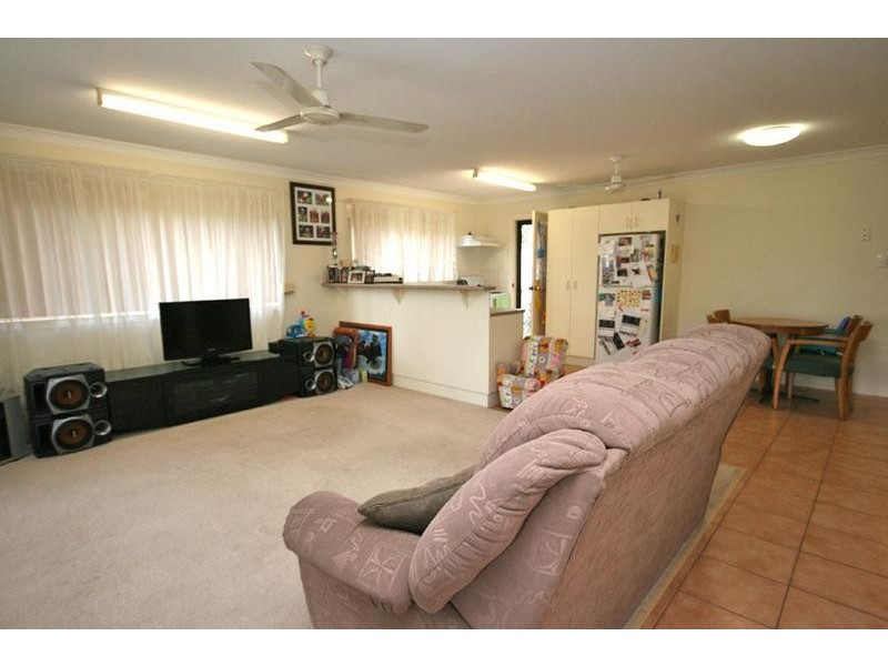 9 Church Lane, Maclean NSW 2463
