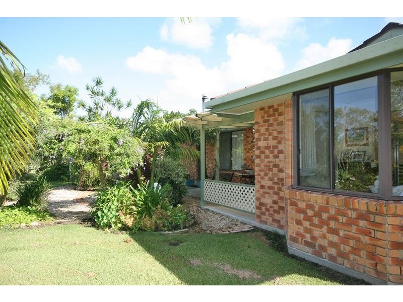 600 Brooms Head Rd, Gulmarrad NSW 2463