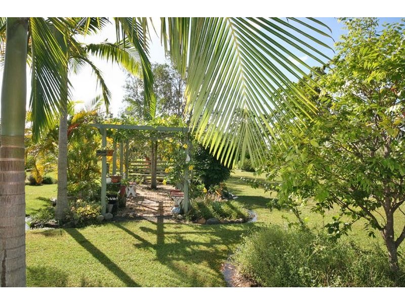 600 Brooms Head Rd, Gulmarrad NSW 2463